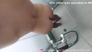 Spy Cam In The Shower Caught A Beautiful Girl Masturbating