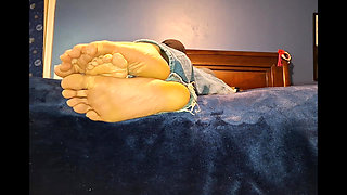 Having fun with 5 finger toes socks