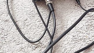 How do I connect a sound card with a microphone to my phone?
