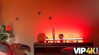 Vanessa Leone cheats on her cuckold husband with a hung steve q