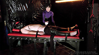 His Mistress Laughs at His Terrible CBT Part1