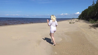 Golden Rain 96 - Piss on Beach