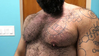 Alpha Muscle Show-off