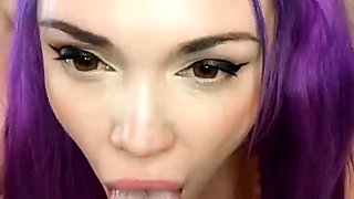 Blonde amateur gives webcam show with toys