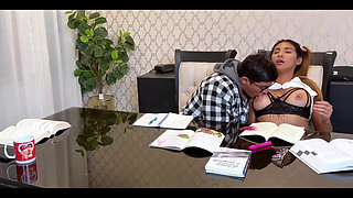 The Babysitter Didn't Notice! Fucking the Stepsister Is Better Than Doing Homework 321
