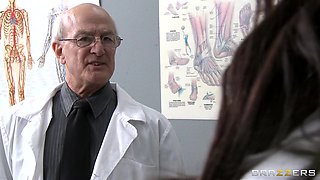 Get Horny Get Healthy With Johnny Sins, Destiny Dixon - Brazzers