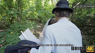 Sexy Ebony Runaway Bride Fucks With an Insurance Agent In the Woods While Her Fiancé Is Looking For Her