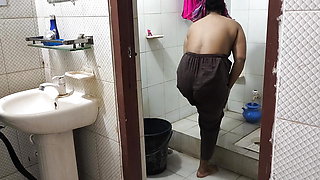 I see my aunty going to the bathroom and I started fucking her ass