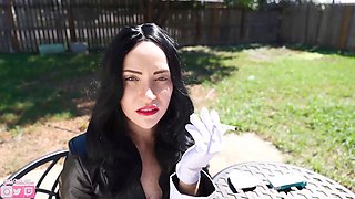 Zatanna's incredible smoke break in sexy lingerie