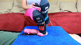 Cockbox CBT and Ballbusting While I'm Gaming, Amateur Femdom Jozi Cock Trampling