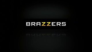 How To Please A Sleaze With Tommy Gunn, Brooke Wylde - Brazzers