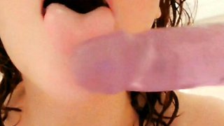 Sexy hottie Anetta Keys enjoys a solo toy masturbation
