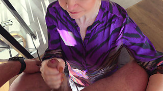 My Boss Loves My Blowjobs