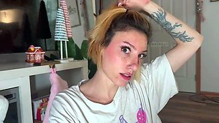 Elle Marz - Impressing thick babysitter