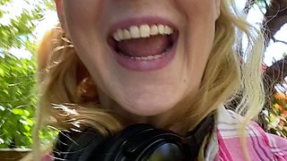 Amateur milf blonde Sabrina