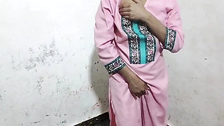 Indian muslim girl ko paise dekar jabar dasti pela