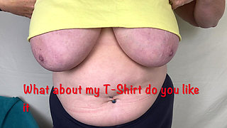 Mrs Mature Feet Showing to All Her Heels and T-shirt!!!!