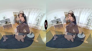 Jennifer Mendez VR Porn: Solo Delight - VirtualTaboo
