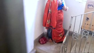 Desi Indian Housewife Fucks TV Delivery Boy For Free Charges - Hot Amateur Sex