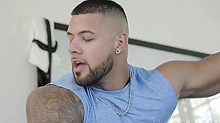 Zak Bishop Fitness Papi Training His Hole