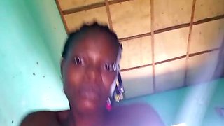 African Babe Gives Amazing Blowjob - Hardcore Action with Big Tits
