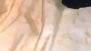 Real Couple Sticking Dildo in Until They Pee with Lust