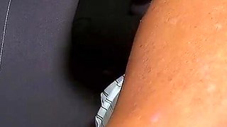 Thighshow in Classic Heels 1.