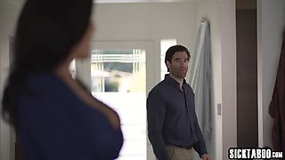 Hitchhikers fucks horny big jugs mom