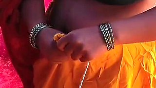 Desi Indian Maami Fucked Outside by His Younger Nephew Hindi Sex Video