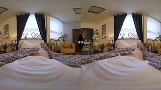 Horgy granny VR porn