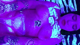 SkinLovers gonna jizz firm on neon legitimate yr super-cute