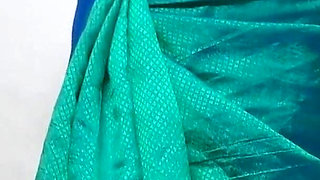 Tamil Married Wife Fucks Her Husband Friend for Money