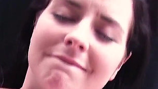 Brazen! Secretly Fucked on the Gynecological Chair!