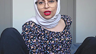 85. Mommy's Lesson Mia Niqab