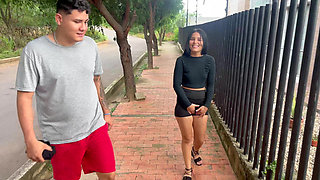 Stranger Invites to Fuck Her