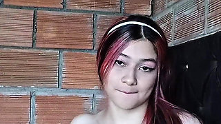 video call with beautiful girl showing pussy