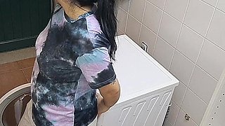 Fucking Latina Maid on the Laundry Machine