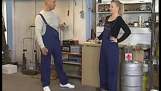 He Always Wanted to Fuck His Pretty Employee in the Workshop