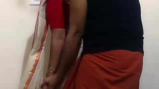 Mallu Hot Girl in Sari Part 1