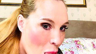 Amateur milf outdoors blowjob and fucking
