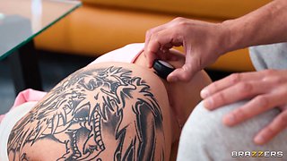 Inked Nichole Saphir adult spicy clip
