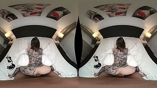Chanile Danielka - Big Nice Tits VR