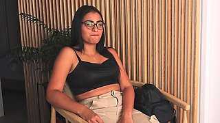 Innocent 18yo Latina Sucks Big Cock