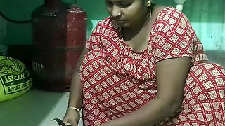 INDIAN DESI BEUTIFUL HOT WIFE COOKING TIME SEX 2025