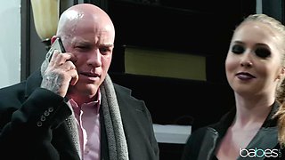 Glamour cougar heartbreaker incredible xxx scene