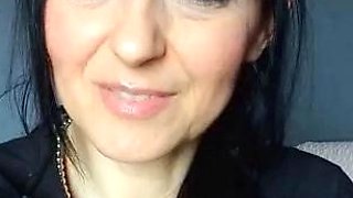 Hot brunette from squirt masturbating on webcam