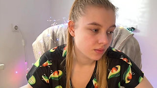 Fuck my virgin pussy so hard