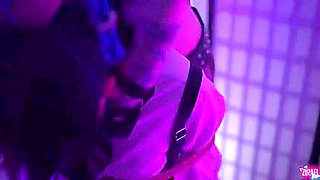 Crazy Cosplay (1080)