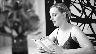 Its Charlie Forde Reaching To Orgasm As She Reads!