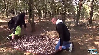 Romantic Picnic Turns Into Raw Cunt Fucking And Cum Shooting In Mouth 12 Min